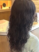 ルカ(Luca) おとなのロングウルフパーマ*20代・30代・40代◎//山崎香菜子