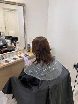 ヘアスタジオ マテリアル(hair studio Material) ブルー イヤリングカラー
