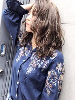 ヘアーメイクチック(HAIR MAKE CHiC) 浮き出るハイライトベージュ