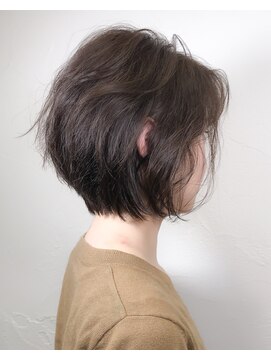 ウィロー(WILLOW) 【WILLOW】柔らかな前下がりボブ(井下貴史)