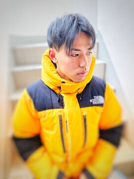 銀座マツナガ 神田店 10代20代メンズセンターパート清潔感スキンフェード好感度モテ髪