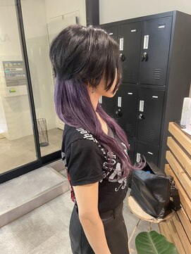 アイリー 名古屋(A/LEE) インナーカラーバイオレット