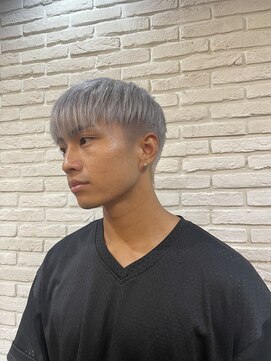 ミリ 奈良店(mm) シルバー/透明感カラー/韓国/髪質改善/奈良駅/奈良/近鉄奈良