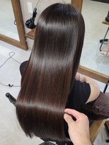 スリー(THREE) 髪質改善トリートメント  縮毛矯正　髪質改善ストレート　酸性