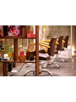 大人女性が落ち着ける空間で、上質なサロンタイムをご提供♪自分磨きの至福の時間をお楽しみ下さい