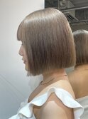 ボブミルクティーベージュブリーチダブルカラー堀江