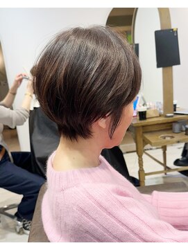 レイラバイアフロート 吉祥寺(Lila by afloat) 【畑中正敏】20代30代40代◎小顔丸みくびれショート、ボブ