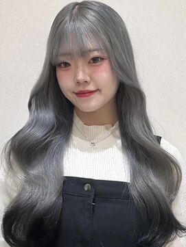 ジーナ 渋谷本店(Zina) 【 グレー×ブラック（ブリーチ2回～）】