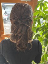 ララ(Lala)&nbsp;リボンハーフアップ