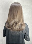 イメチェンヘアスタイルホワイトブロンド外ハネボブ美髪のススメ