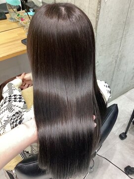 ディーエックス スリー(Dxxxx III) ショコラオリーブ