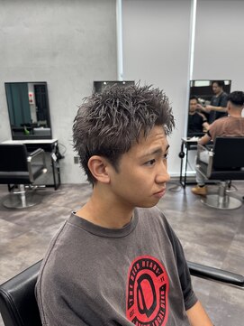 メンズサロンドットリアン(dot. lien) スパイキーショート シルバーカラー【町田/MEN'S】