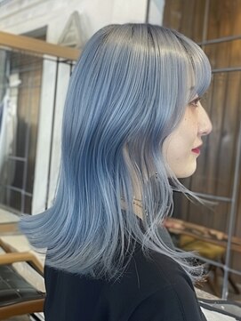 ネハス ナガオカ(nehus.nagaoka) ブリーチ//イメチェン/ホワイトブロンド/外ハネボブ/美髪/