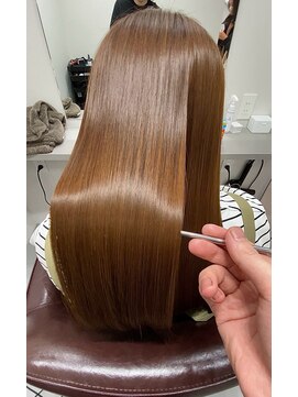 ライア 下北沢(laia) 艶髪【髪質改善 laia 下北沢 美容室 縮毛矯正】