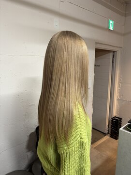 トクテ 吉祥寺(tokute) グレージュカラー/ボブウルフ/黒髪/ココアベージュ