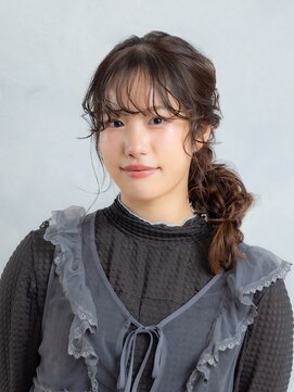 アース 上大岡店(HAIR&MAKE EARTH) パーティーからお出かけまで使えるダウンスタイル【三軒茶屋】