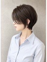 ネオリーブ モカ 川崎チネチッタ店(Neolive mocca)&nbsp;似合わせカット 大人 ショートボブ 前髪 川崎 ダークブルー