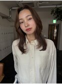 ミディアムレイヤーカット　くびれヘア　顔まわりカット