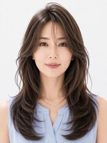 サーカス バイ ビュートリアム 青山(CIRCUS by BEAUTRIUM)&nbsp;上品レイヤー 大人 40代50代 レイヤーカット ふんわり小顔