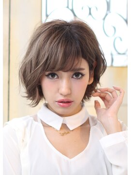 ガランテ(Galante) ふんわりハネボブ×グレージュ