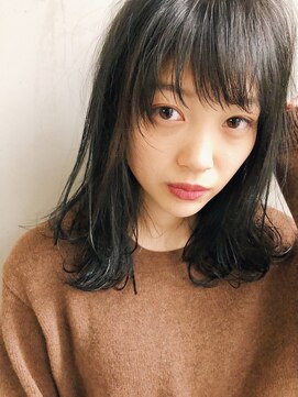 フィルムス 田町芝浦(FILMS) 暗髪ミディアム×パーマ