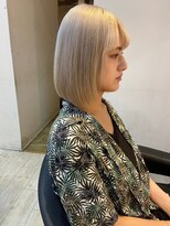 インク サカエ(inq sakae)&nbsp;前下がりボブ/ホワイト