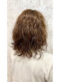 ミディアムパーマスタイル