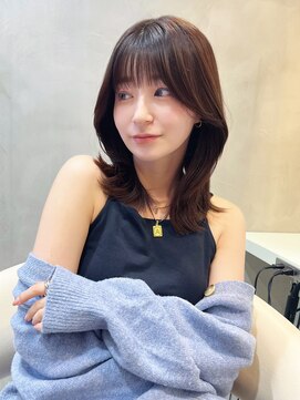 グロー 大宮(GLROW) □ 韓国大宮顔周りレイヤーカットウルフカットくびれミディアム