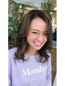 ミスレーヴ(Ms reve) ハイライトカラー