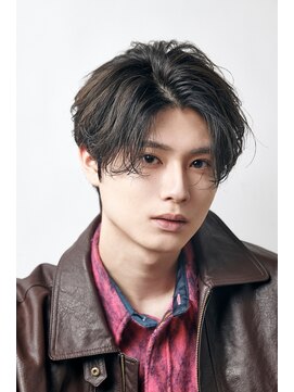 オーシャントーキョー サニー 原宿(OCEAN TOKYO Sunny) ニュアンスパーマセンターパートカルマパーマ刈り上げ