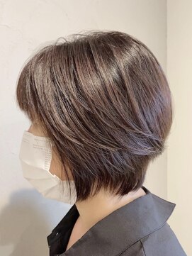 エニー(ENi) ミディアムヘア/デザインカラー/フェイスフレーミング/辻堂