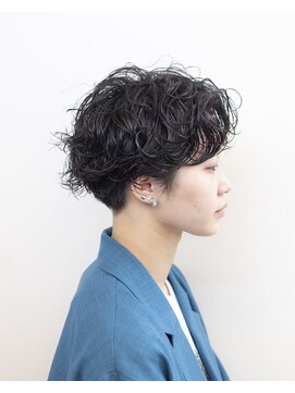 ルプラ ブリリアント(le-pla brilliant) ハンサムショート/刈り上げ/パーマ/センターパート/豊橋/田原