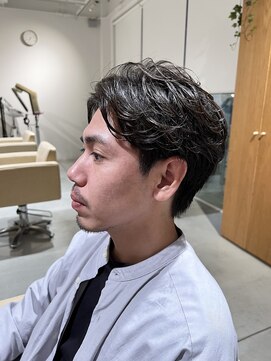 シーツー 三吉店(C2) フェザーパーマ