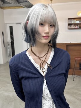 リヴ ウメダ(LIV umeda) ルーツカラー/シルバー/ブリーチ/トリプルカラー【梅田】