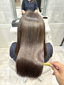 イーズ バイ インス(Yeeee.s by INCE) 白髪ぼかし/脱白髪染め/脱白髪染めハイライト/透明感