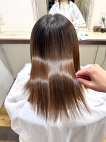 ファミーユ(famille)&nbsp;〈famille〉美髪矯正+ダメージ補修トリートメント