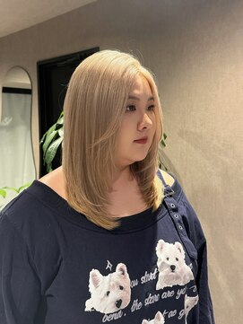 ホワイトベージュ