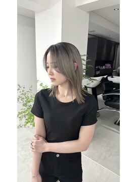 レアル 心斎橋 大阪(REAL) ミルクティーベージュ/ブリーチ/ダブルカラー/ベージュ/心斎橋