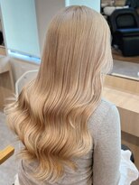 アパートメントヘアー&nbsp;ミルクティーベージュ/ダブルカラー/インナーカラー/ブリーチ/