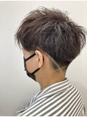サイドパートアップバング