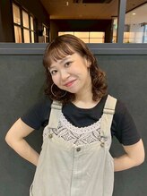 スタイリスト:nanami《トレンドを抑えた雰囲気のあるスタイルをご提案◎》