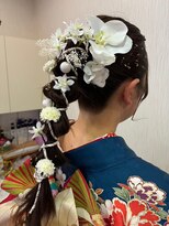 アウィッシュ(a wish)&nbsp;成人式 ヘアセット 編みおろし ポニーテール