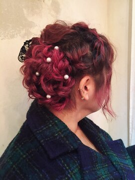 マリーアン(marie-anne) 編み込みふわふわアレンジ☆