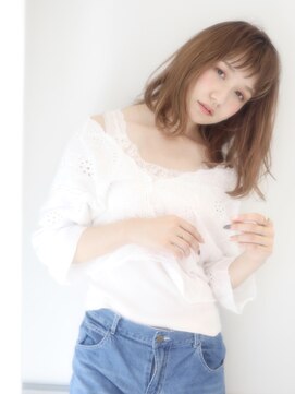 ネオリーブ クーロ(Neolive curro) ゆるふわベージュ