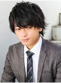 スーツ短髪ツーブロック束感モテる黒髪スリークショート流行
