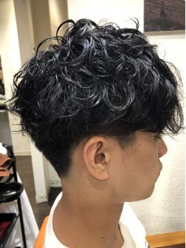 ヘアースパパズ(hairspaPAZ) ランダムパーマ前下がりマッシュショート 祐天寺/メンズ/パーマ