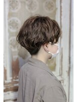 ホワイトルーム(White Room) マニッシュなパーマスタイル