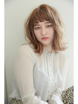 フィガロ アヴェダ(FIGARO AVEDA) ミディアムレイヤー