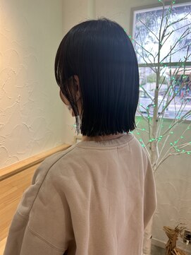 コソラ(KOSORA) 切りっぱなしBob