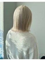 ギグスダブル 栄久屋大通店(gigs double)&nbsp;ケアブリーチ/ハイトーンホワイト/ミディアムボブ